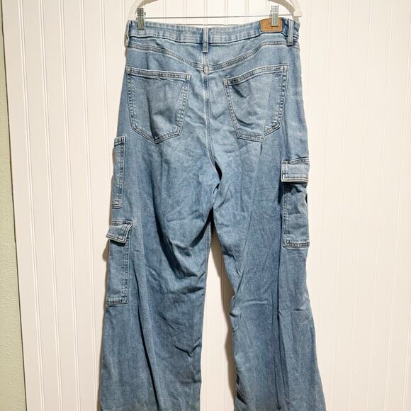 American Eagle Curvy Super High Rise Baggy Wide Leg Jeans Size 14 - Picture 4 of 6